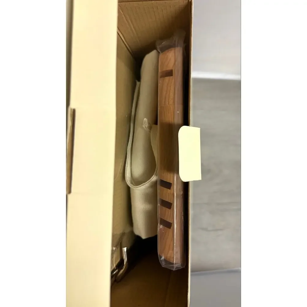 Williams-Sonoma Vintage 2004 Adjustable Maple Cookbook Holder - NIB